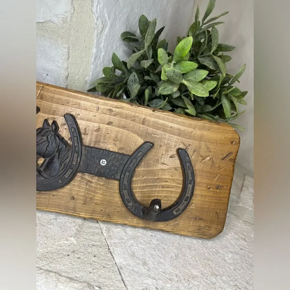 Cast Iron Rack Forged Wrought made of real horseshoes hooks Wall